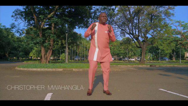VIDEO: Christopher Mwahangila - Moyo Furahi (Mp4 Download)